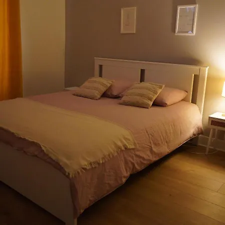 Un Dimanche Chez Julie Celestine